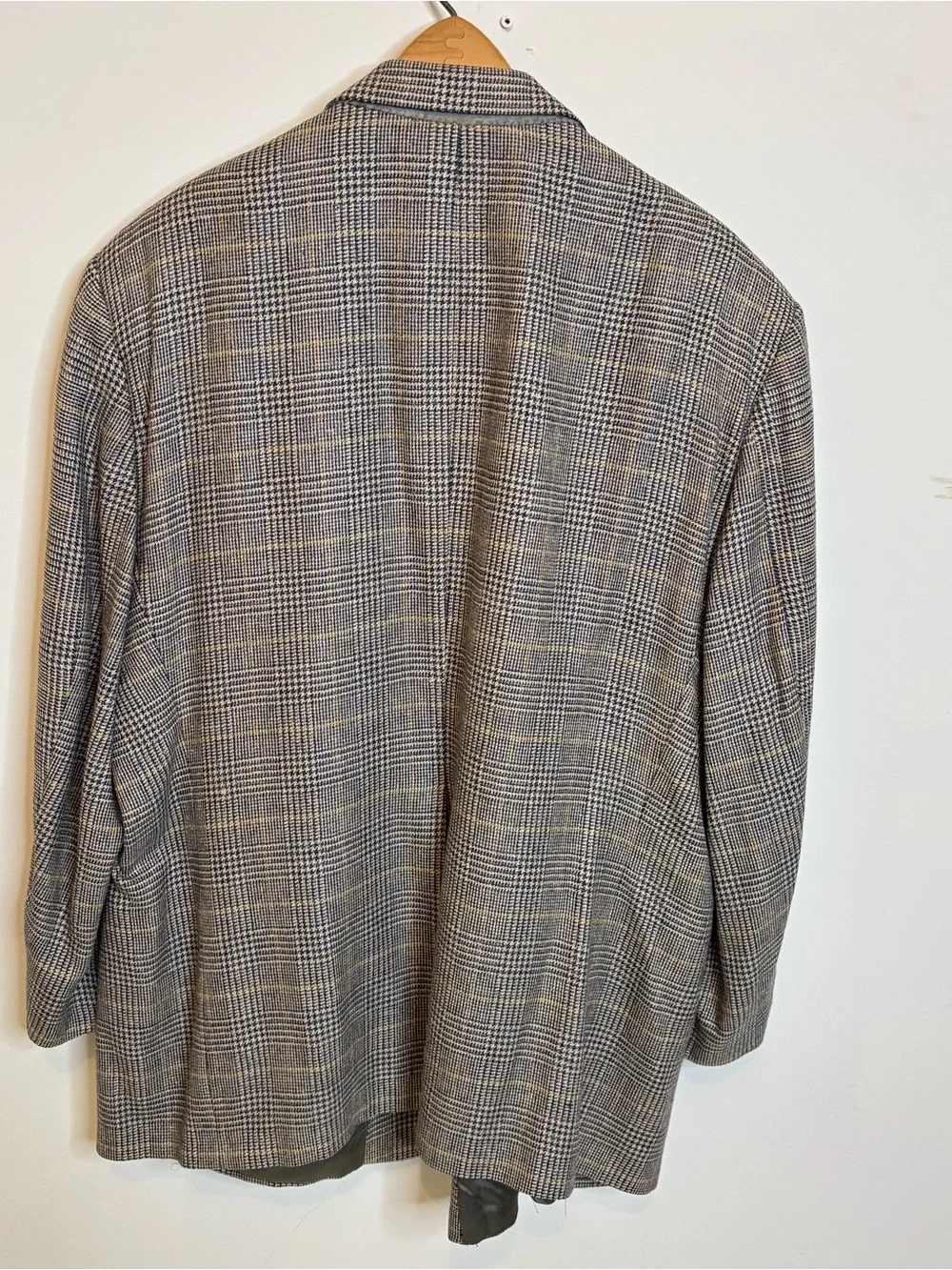 Lincoln Square Plaid Blazer Suit Jacket Dark Academia Grey Tan Sports Coat 42R